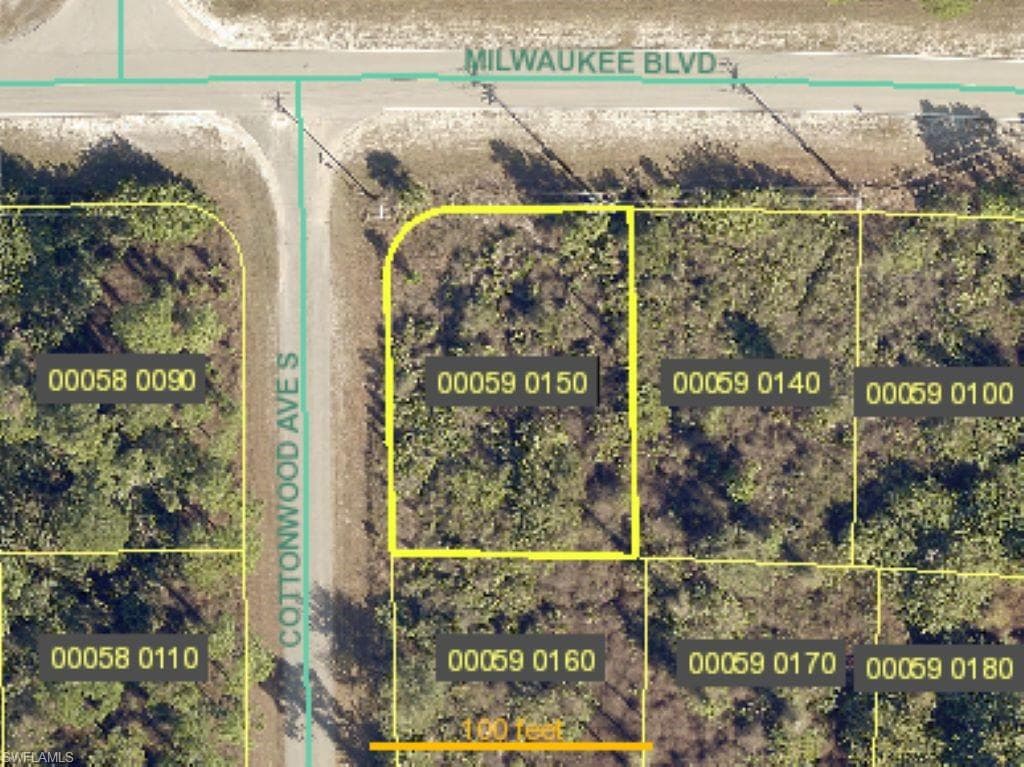 922 Milwaukee BLVD LEHIGH ACRES, FL 33974
