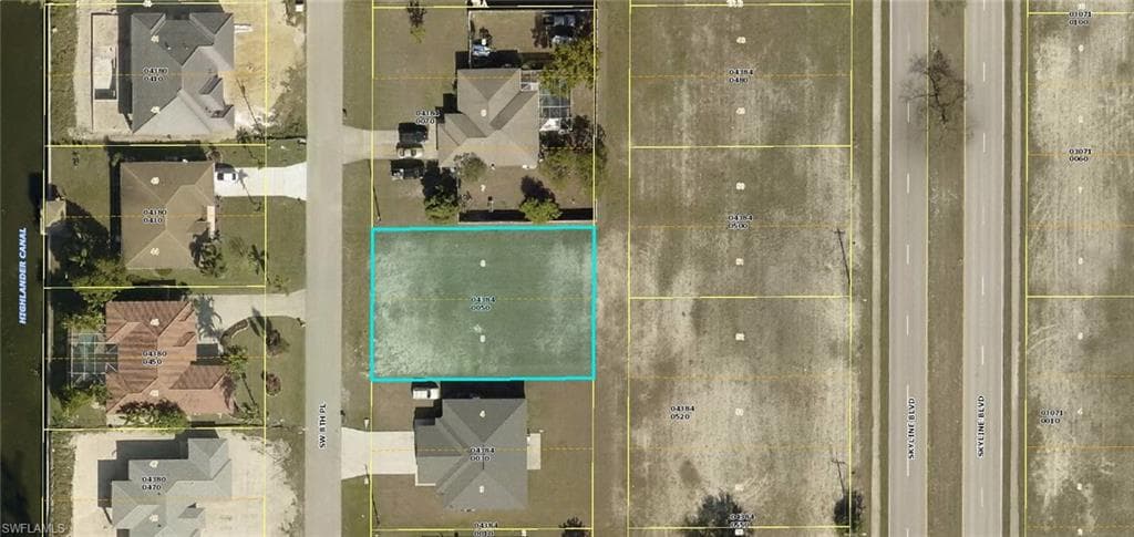 2213 SW 8th PL CAPE CORAL, FL 33991