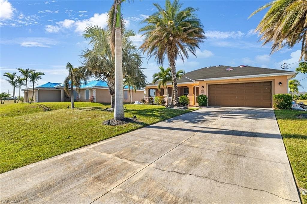 1624 NW 5th PL CAPE CORAL, FL 33993