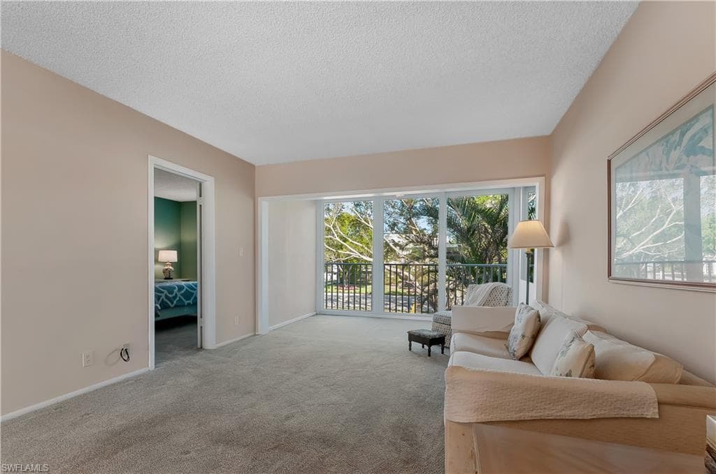 410 Broad AVE S H-410 NAPLES, FL 34102