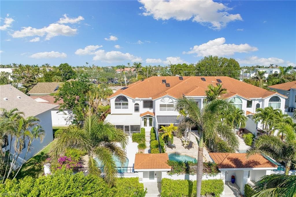 463 10th AVE S 1 NAPLES, FL 34102