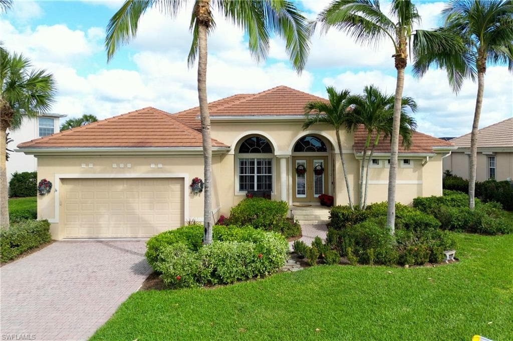 8908 Crown Colony BLVD FORT MYERS, FL 33908