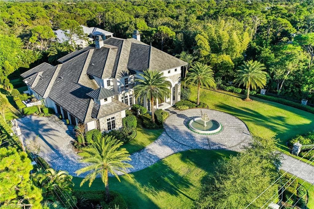 482 Ridge DR NAPLES, FL 34108
