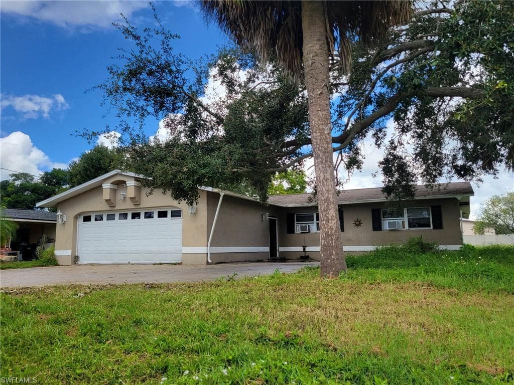 1335 NE Pine Island LN CAPE CORAL, FL 33909