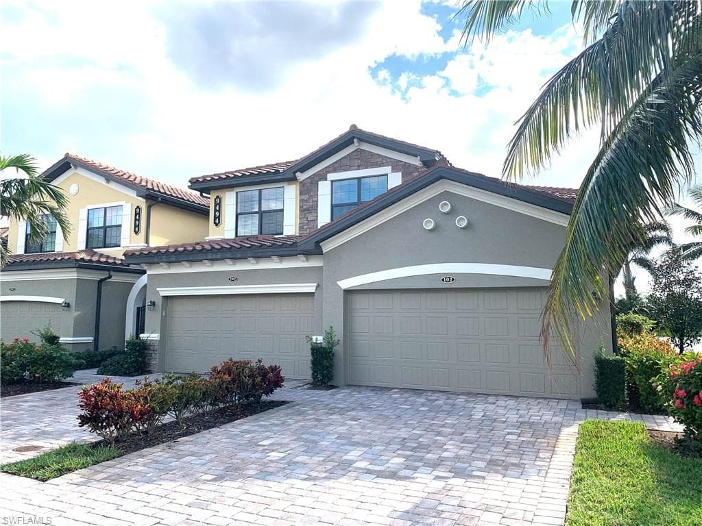 9494 Napoli LN 202 NAPLES, FL 34113