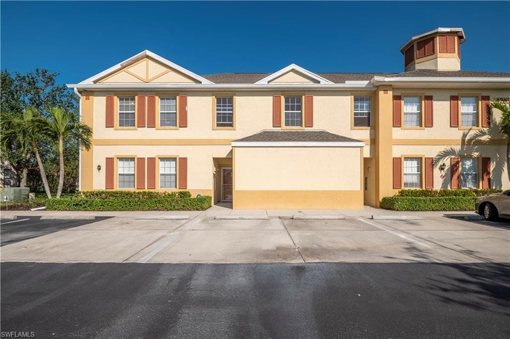 4263 Liron AVE 201 FORT MYERS, FL 33916