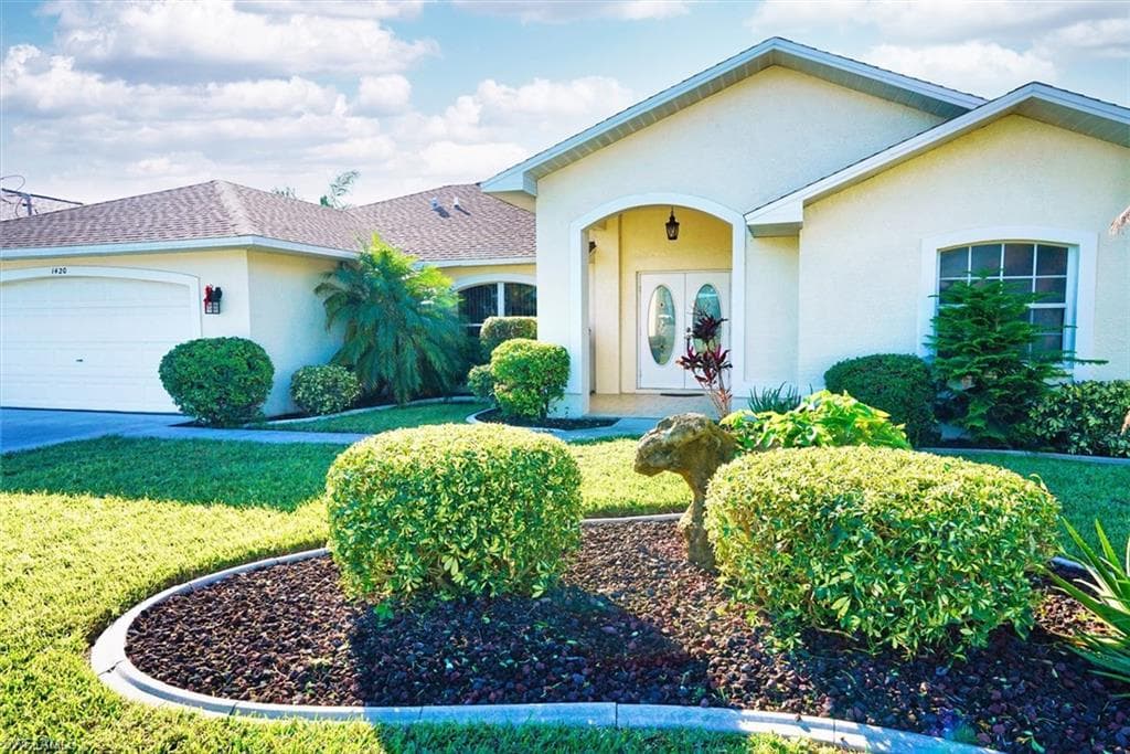 1420 SE 3rd ST CAPE CORAL, FL 33990