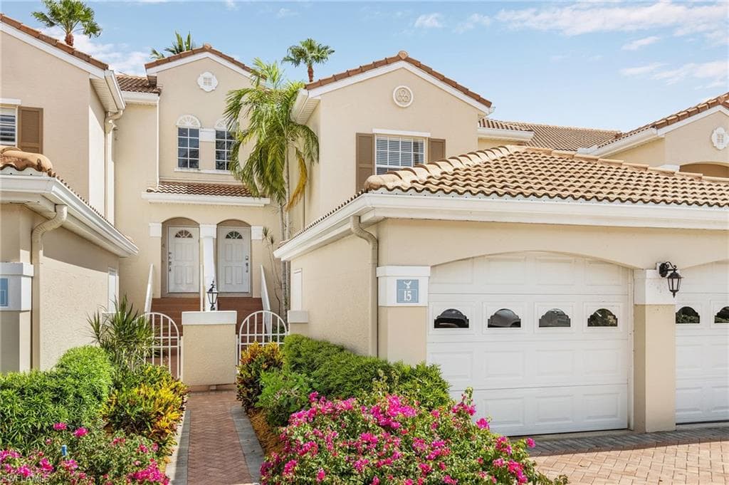 8375 Excalibur CIR I5 NAPLES, FL 34108