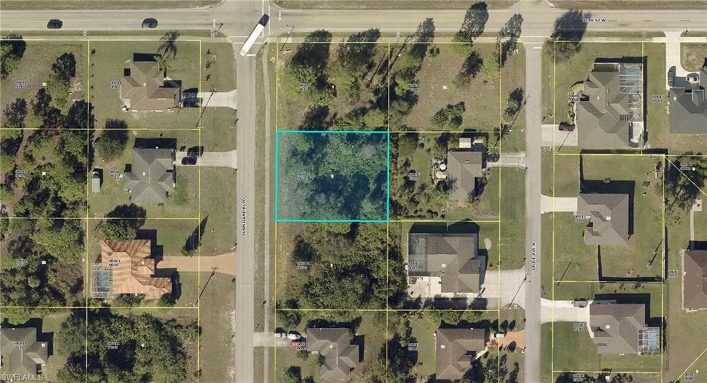 920 Sunniland BLVD LEHIGH ACRES, FL 33971