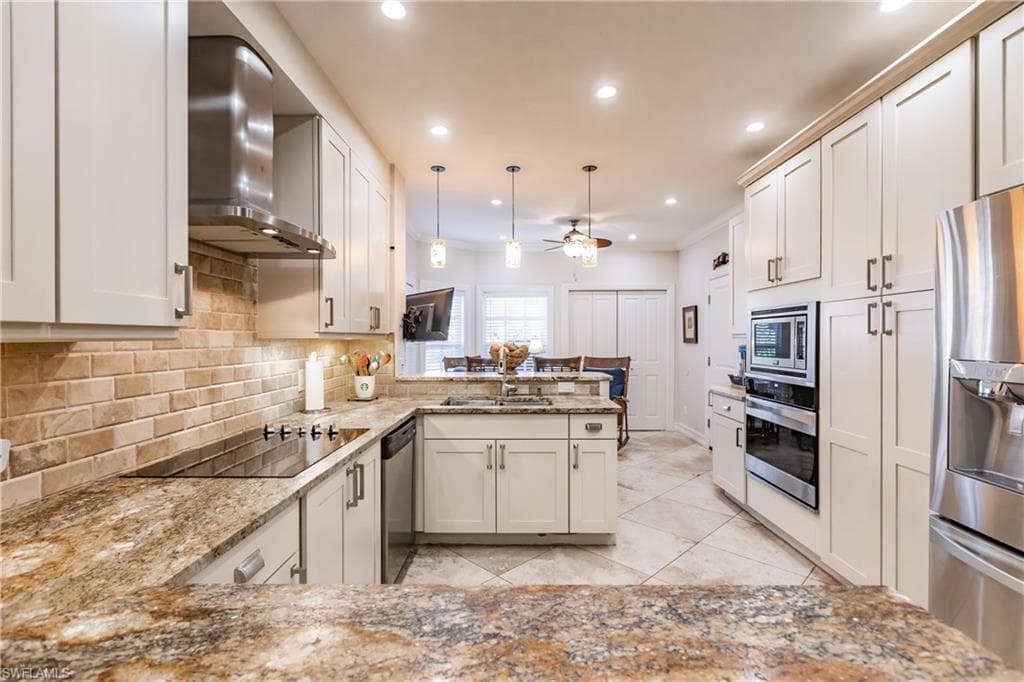 207 Via Perignon 2-1 NAPLES, FL 34119