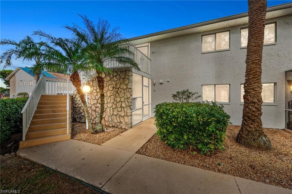 55 Camelot Gardens BLVD 113 LEHIGH ACRES, FL 33936