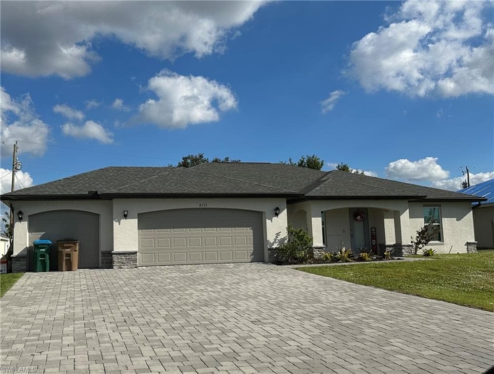 4113 SW 9th PL CAPE CORAL, FL 33914