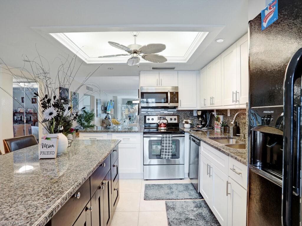 2264 Winkler AVE 204 FORT MYERS, FL 33901