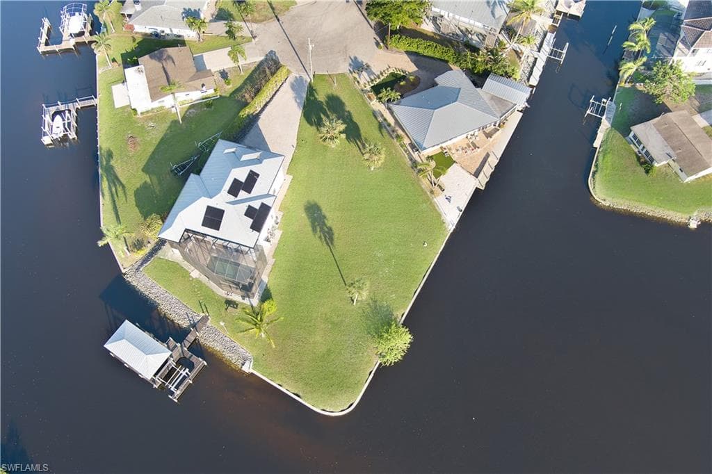 27177 Gasparilla DR BONITA SPRINGS, FL 34135