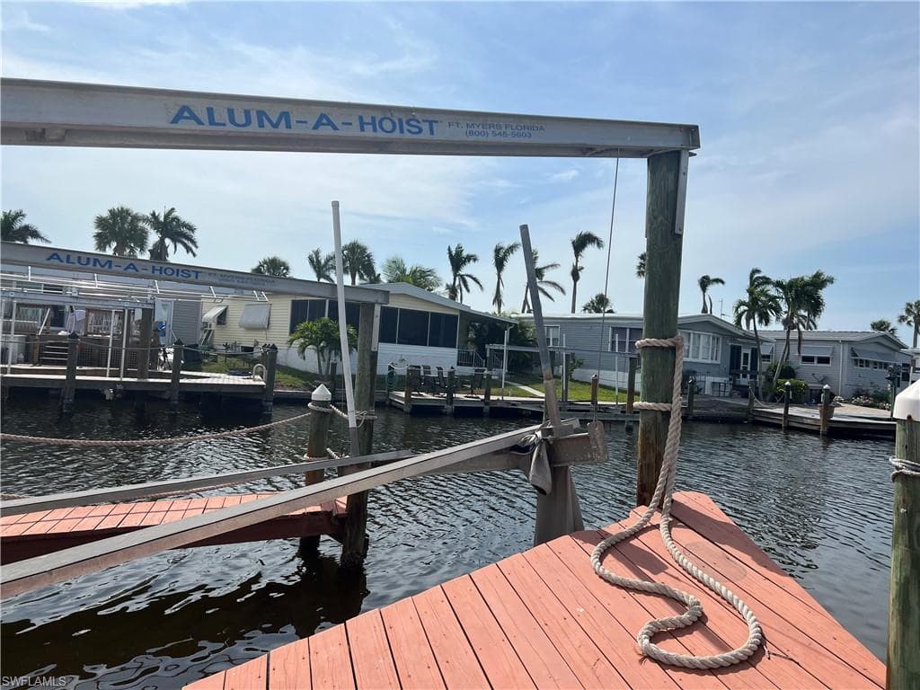 17610 Peppard DR FORT MYERS BEACH, FL 33931