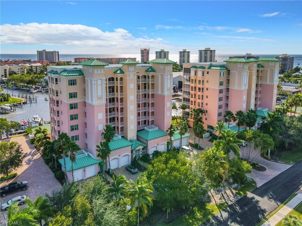 170 Lenell RD 704 FORT MYERS BEACH, FL 33931