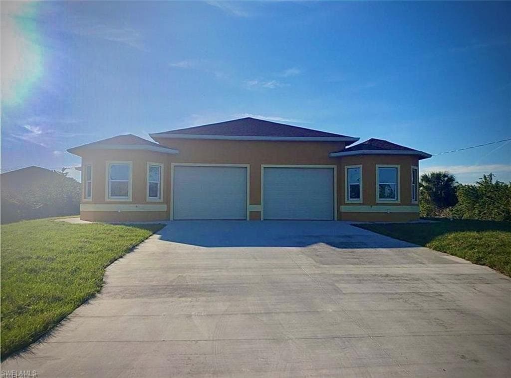 1524/1526 Gretchen AVE S LEHIGH ACRES, FL 33973