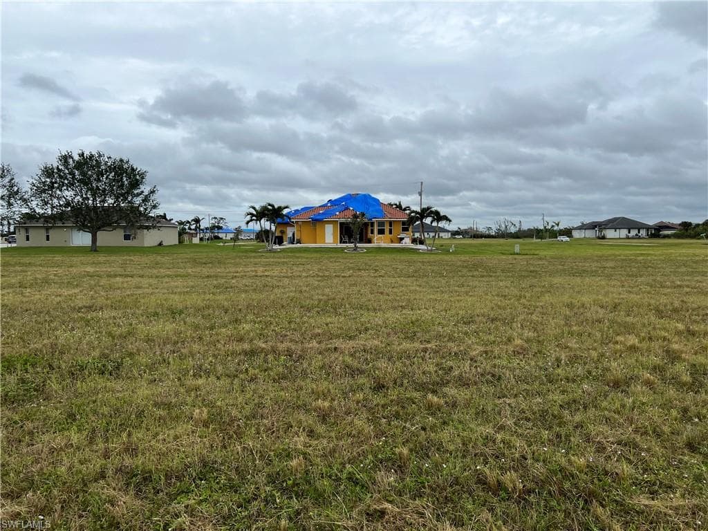 3243 Gulfstream CAPE CORAL, FL 33993
