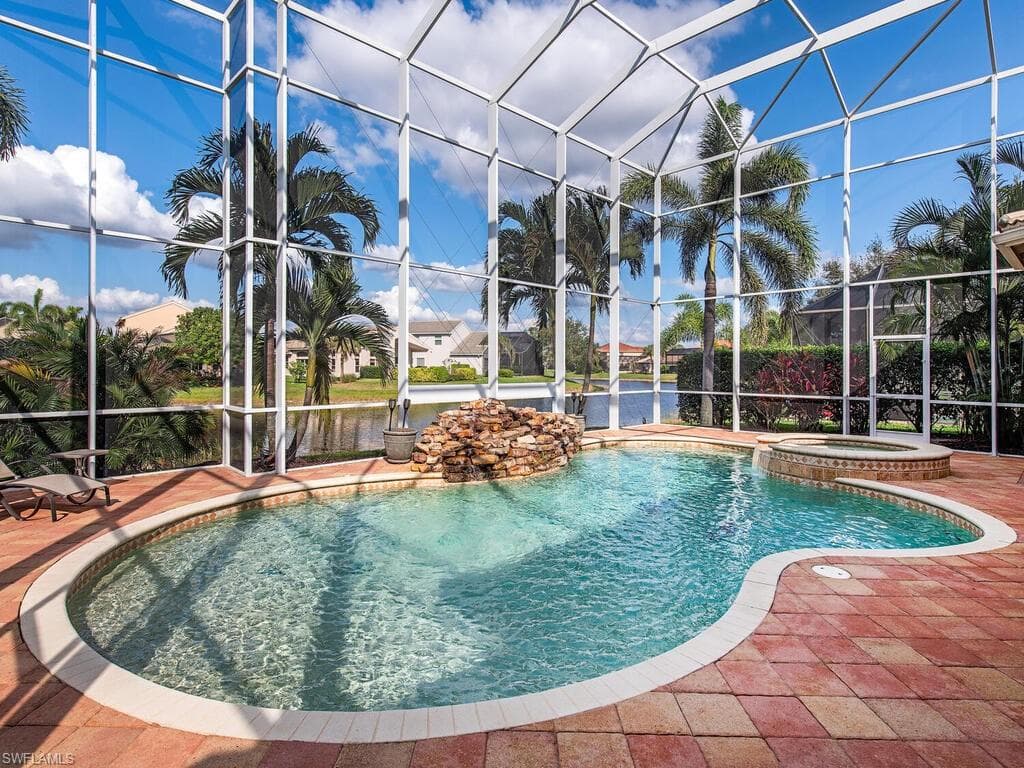 1814 Senegal Date DR NAPLES, FL 34119