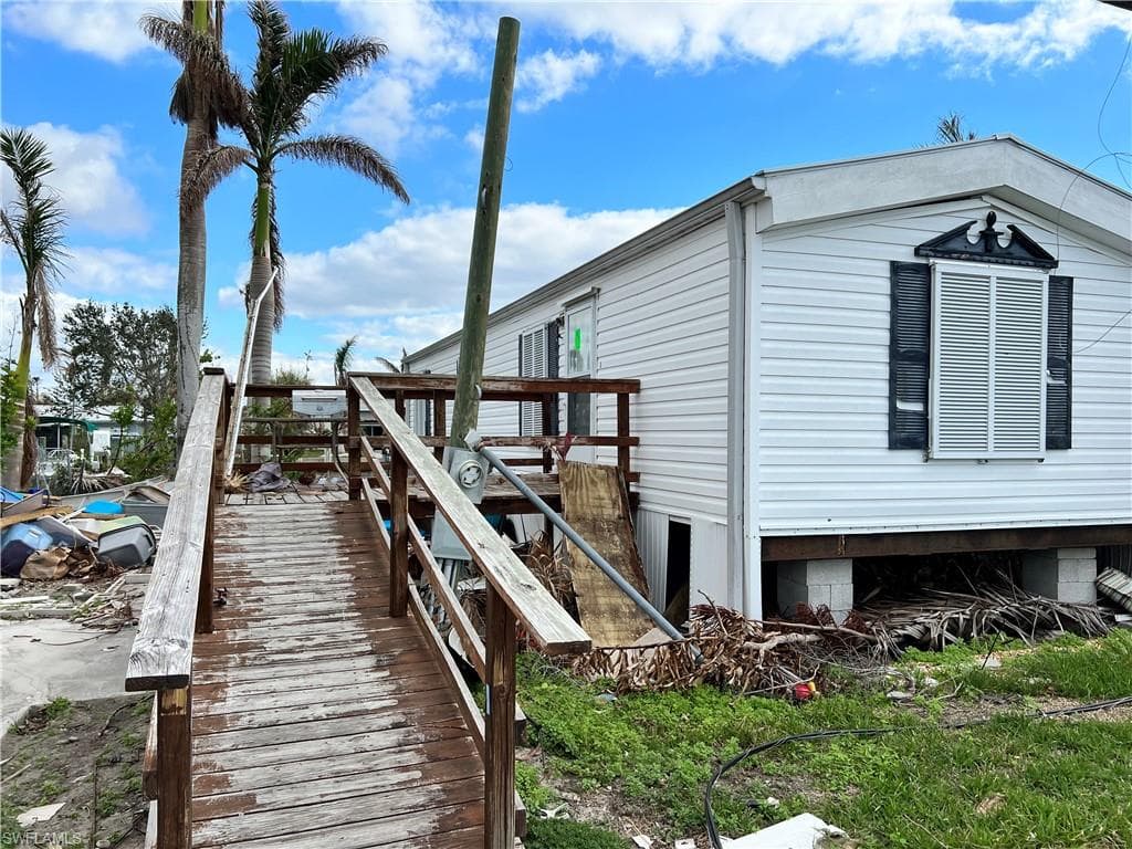 2522 York RD ST. JAMES CITY, FL 33956