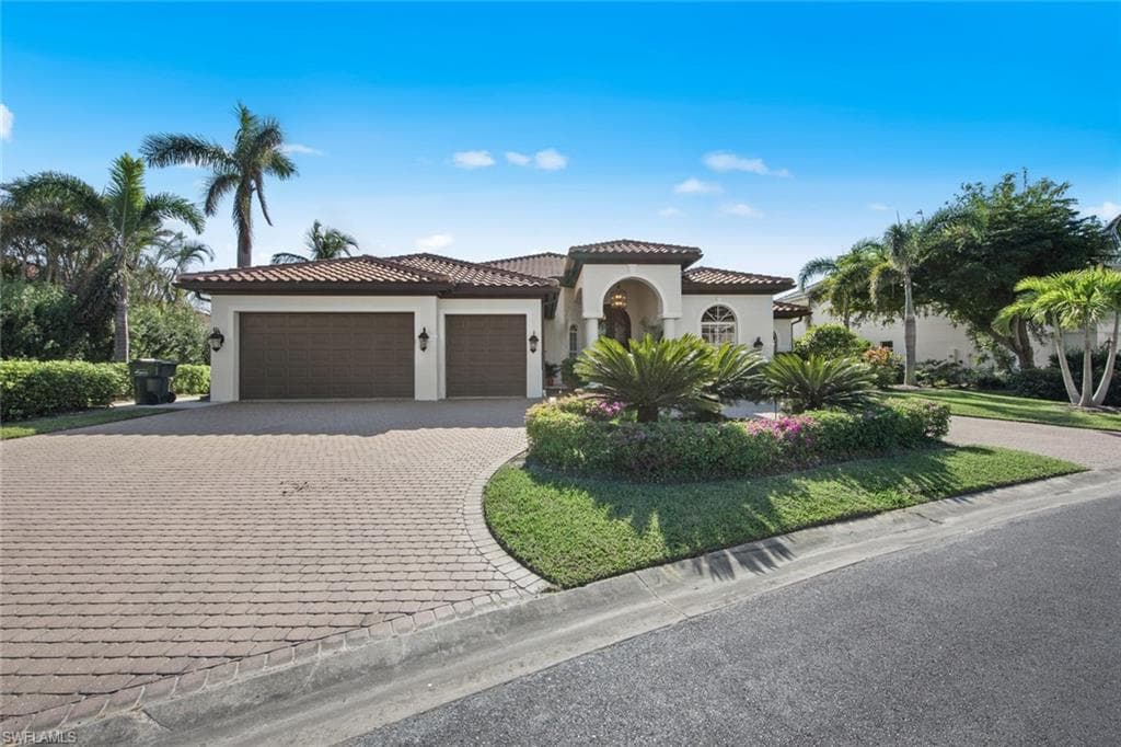 11105 Harbour Estates CIR FORT MYERS, FL 33908