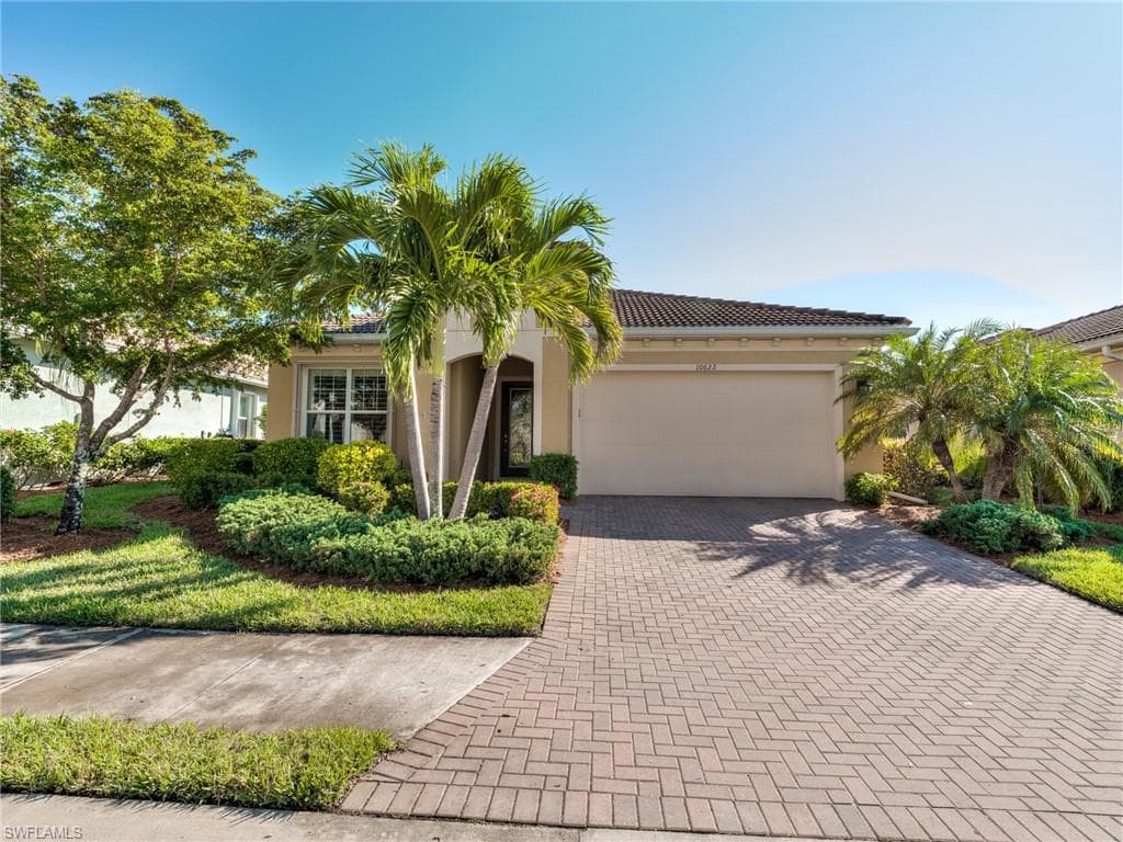 10622 Carena CIR FORT MYERS, FL 33913