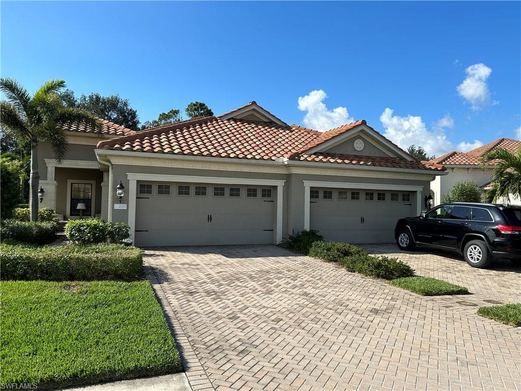 4561 Waterscape LN FORT MYERS, FL 33966