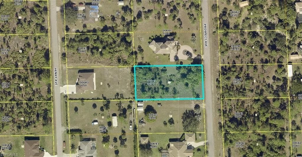 715 Prospect AVE LEHIGH ACRES, FL 33972