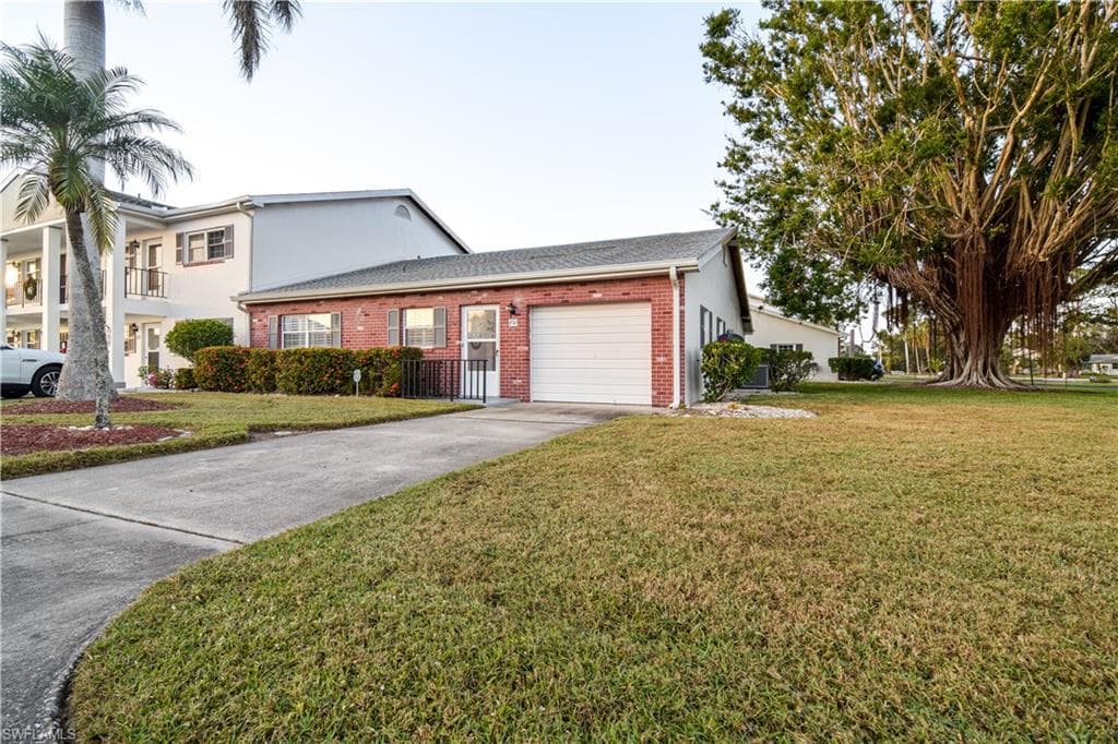 8730 Rose CT 4 FORT MYERS, FL 33919