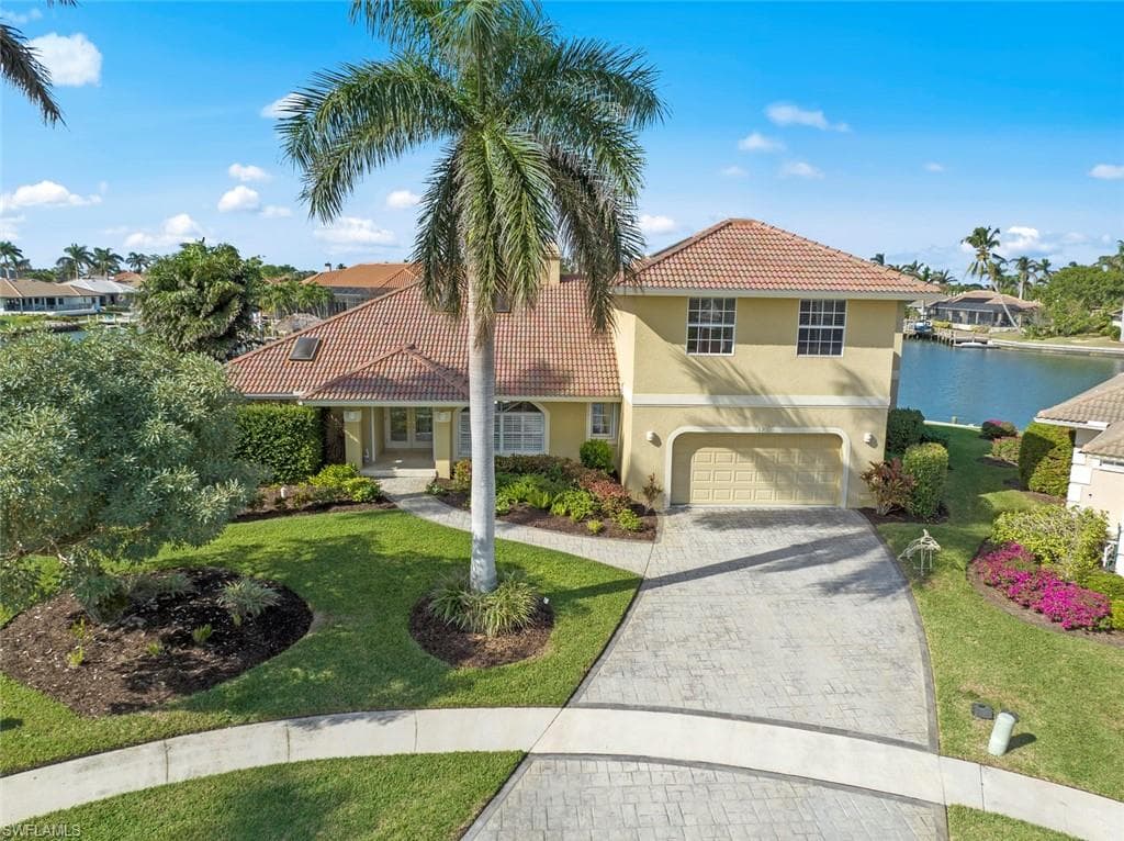1700 Medeira CT