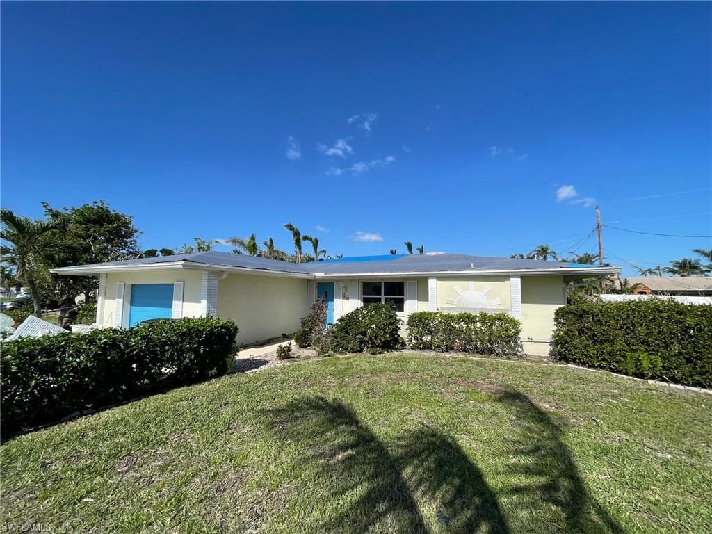 615 Coral DR CAPE CORAL, FL 33904
