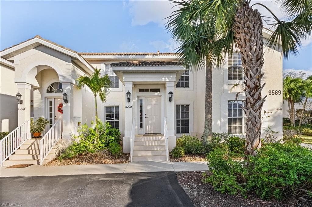 9589 Hemingway LN 4202 FORT MYERS, FL 33913