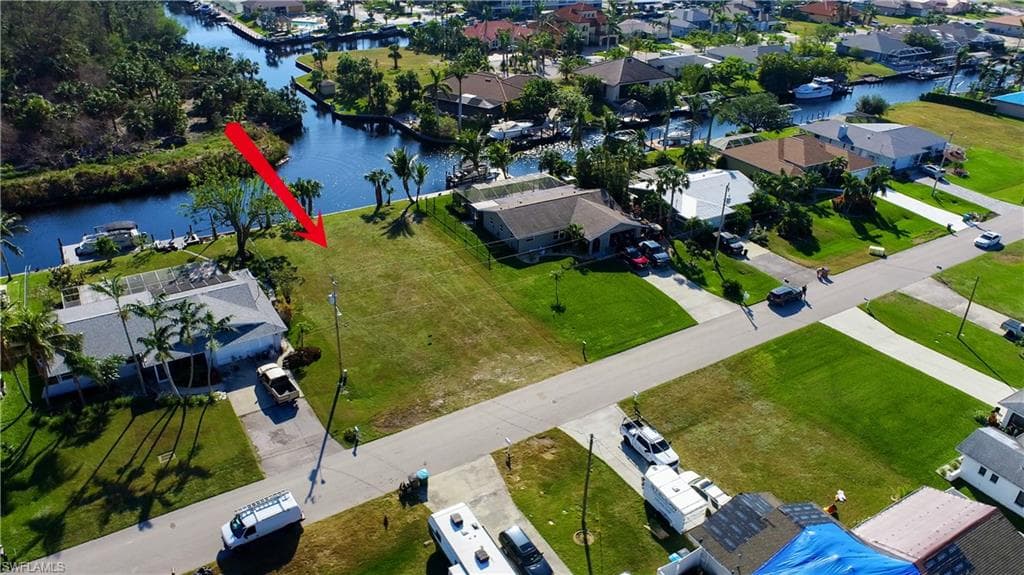 2044 Coral Point DR CAPE CORAL, FL 33990