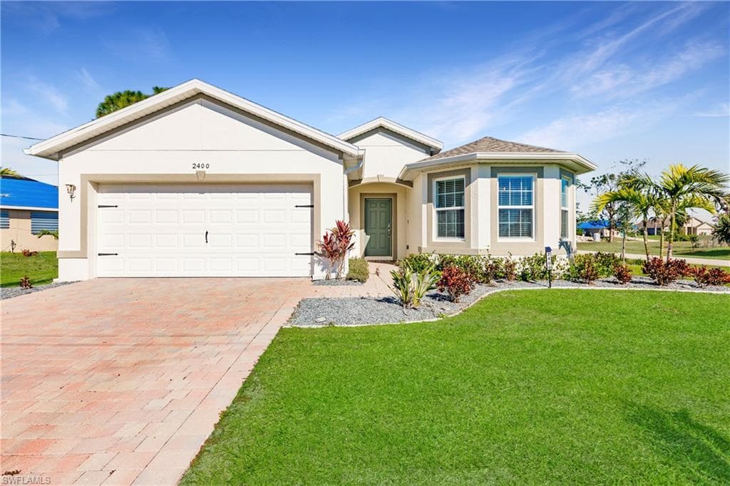 2400 NW 26th PL CAPE CORAL, FL 33993
