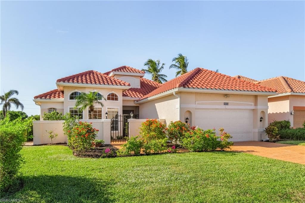 28634 Highgate DR BONITA SPRINGS, FL 34135