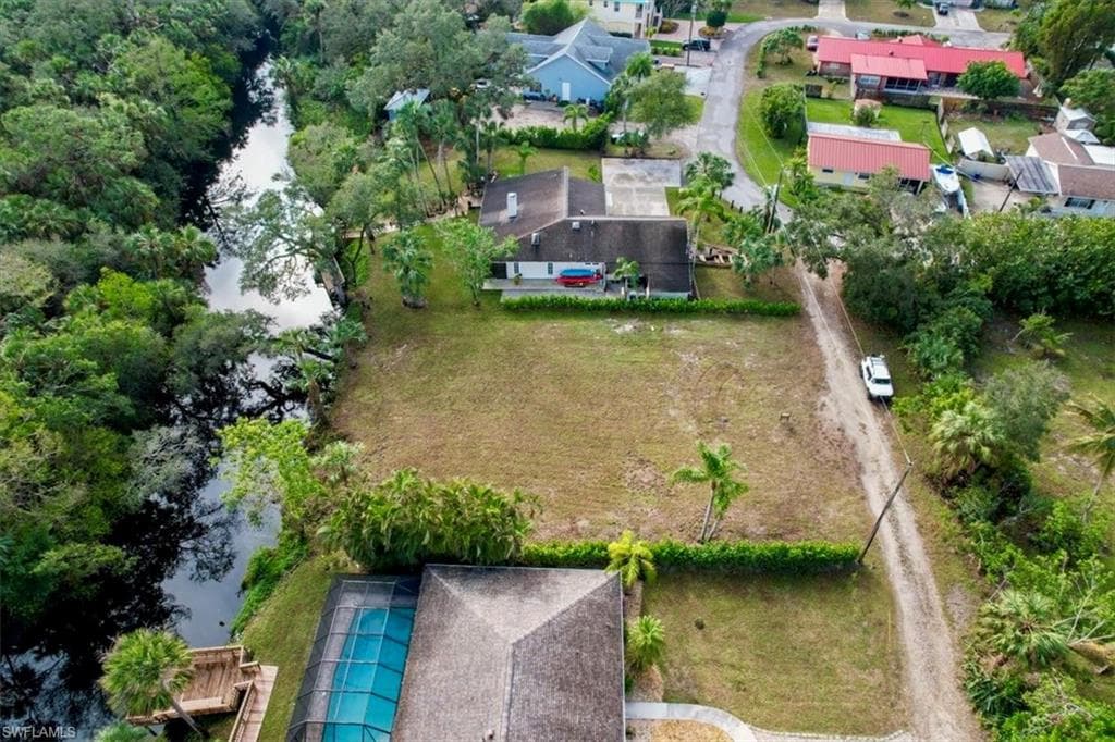 11084 Cherry ST BONITA SPRINGS, FL 34135
