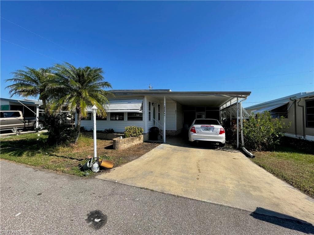 14520 Battery BEND NORTH FORT MYERS, FL 33917