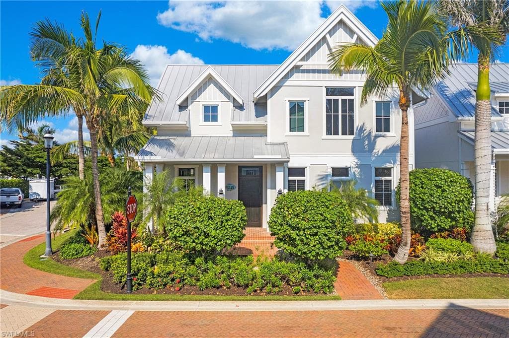 1315 1st AVE S NAPLES, FL 34102