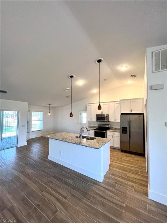 2548 SW 3rd AVE CAPE CORAL, FL 33914