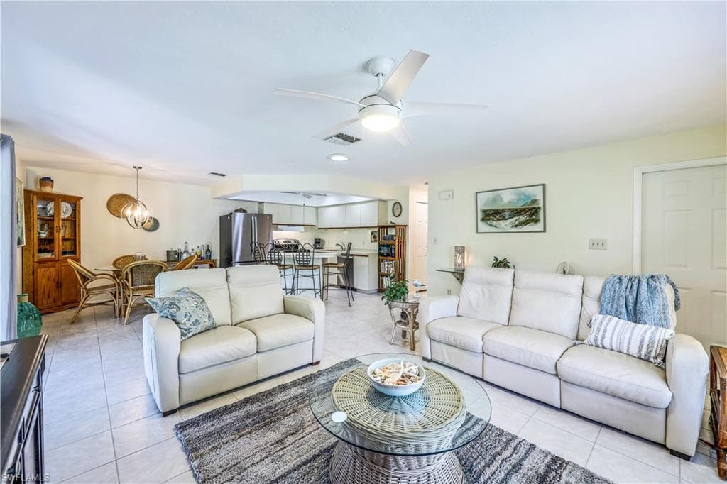 27101 Forest Creek DR 108 BONITA SPRINGS, FL 34135