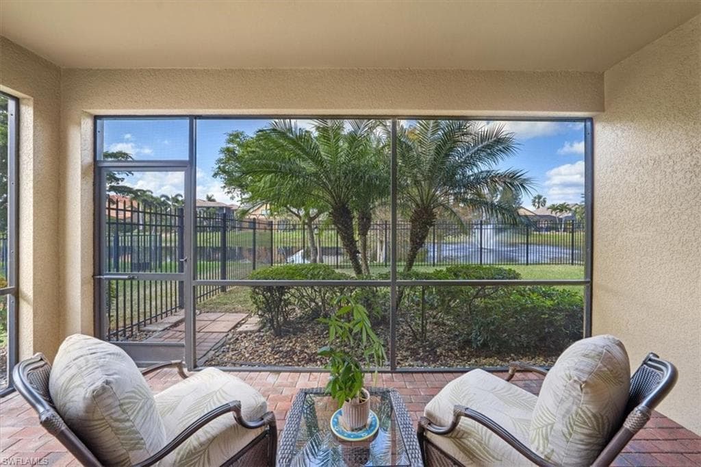 12195 Country Day CIR FORT MYERS, FL 33913