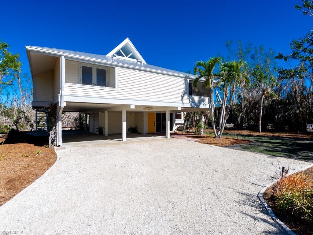 1008 Demere LN SANIBEL, FL 33957