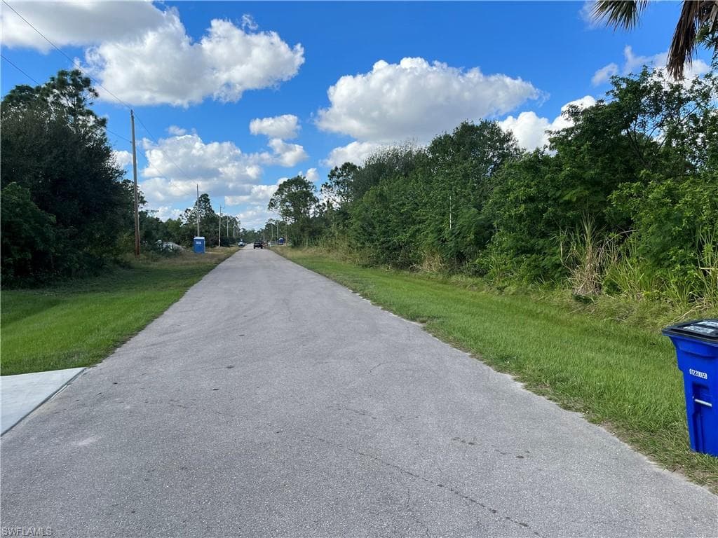 2902 17th ST SW LEHIGH ACRES, FL 33976
