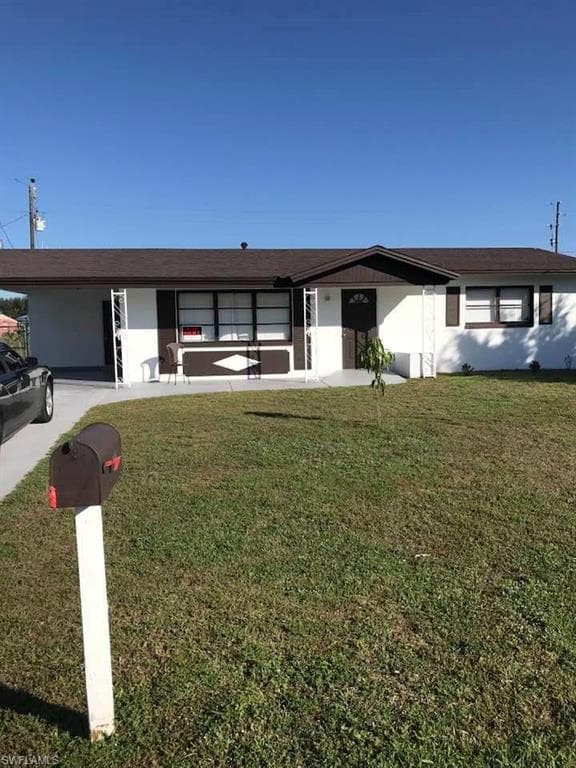 811 Alcala AVE LEHIGH ACRES, FL 33936