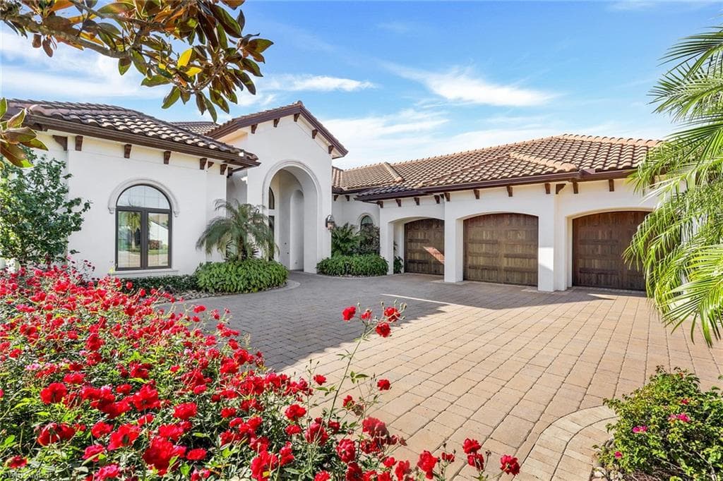 16462 Seneca WAY NAPLES, FL 34110