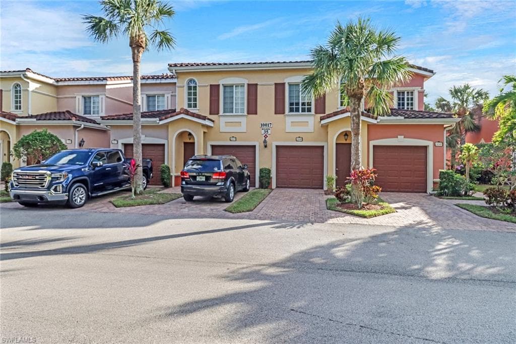 10017 Villagio Gardens LN 208 ESTERO, FL 33928
