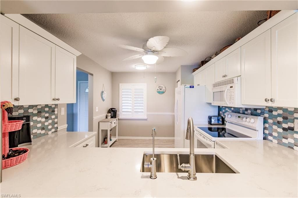 850 New Waterford DR P-102 NAPLES, FL 34104