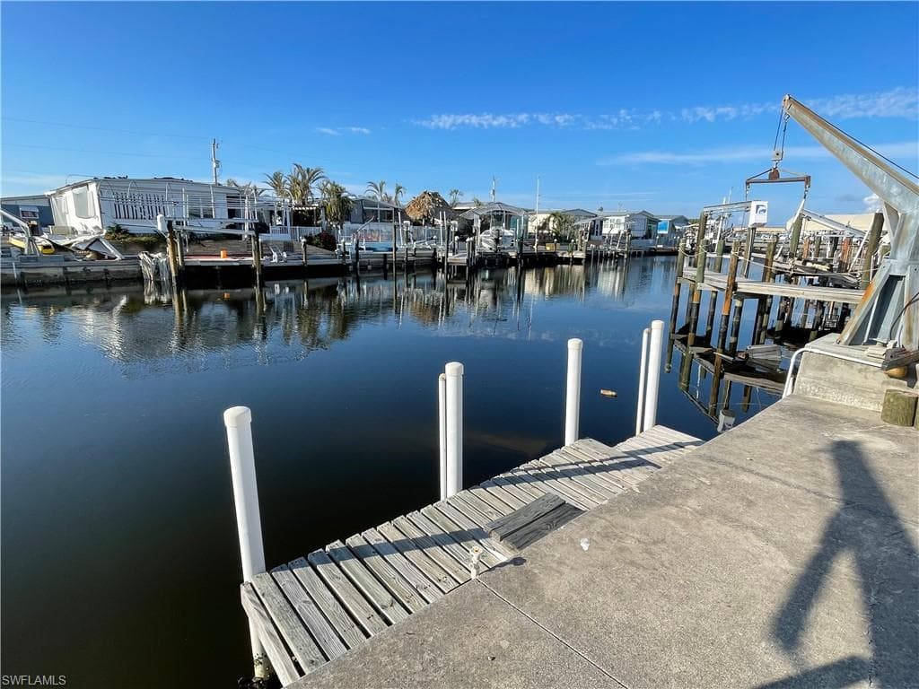 2951 Binnacle LN ST. JAMES CITY, FL 33956