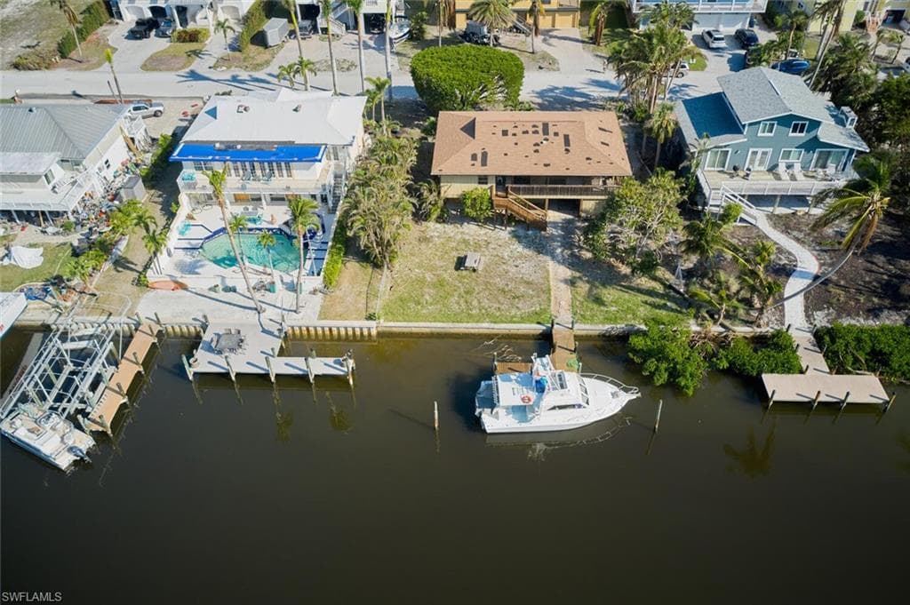 18212 Deep Passage LN FORT MYERS BEACH, FL 33931