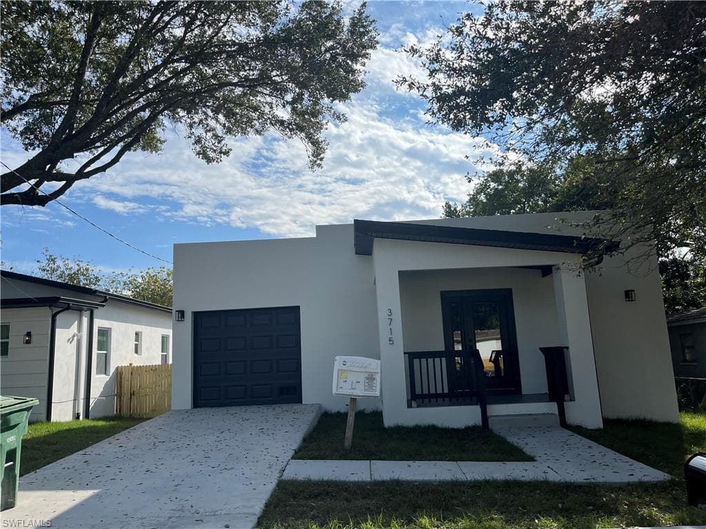 East Clifton 3715 East Clifton TAMPA, FL 33610